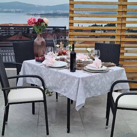 Apartment Rose Garden Sveti Filip i Jakov